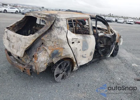 2022 Nissan Leaf Sl Plus 62 Kwh z USA, uszkodzony, nr VIN 1N4BZ1DVXNC556029